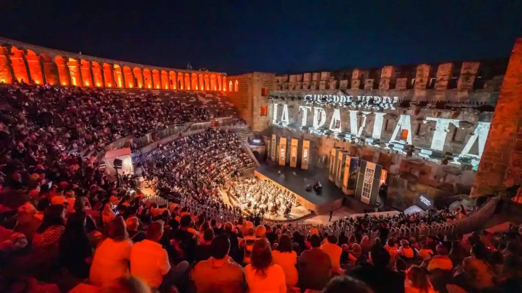 Aspendos Festivali'nde La Traviata ile Perde Kapandı 6